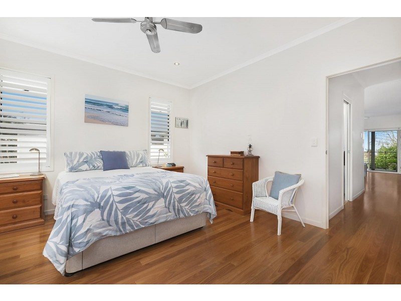 1/38 Orealla Crescent, Sunrise Beach QLD 4567