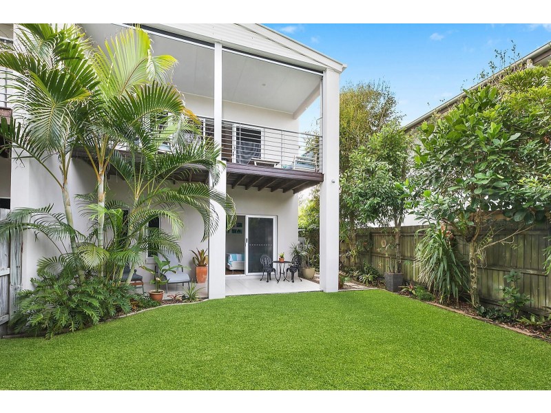 1/38 Orealla Crescent, Sunrise Beach QLD 4567
