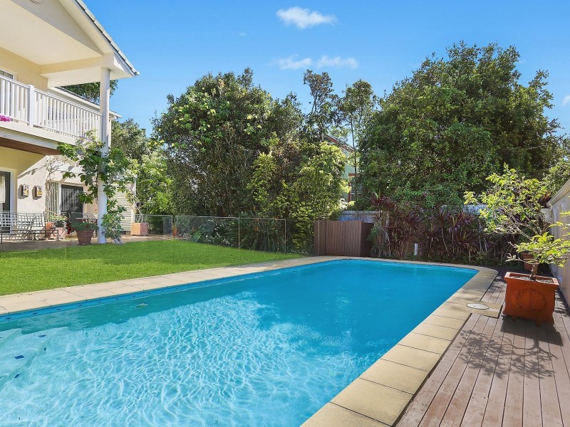 32 Tangmere Court, Noosa Heads QLD 4567
