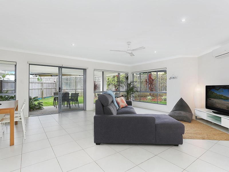 16 Limosa Circuit, Noosaville QLD 4566