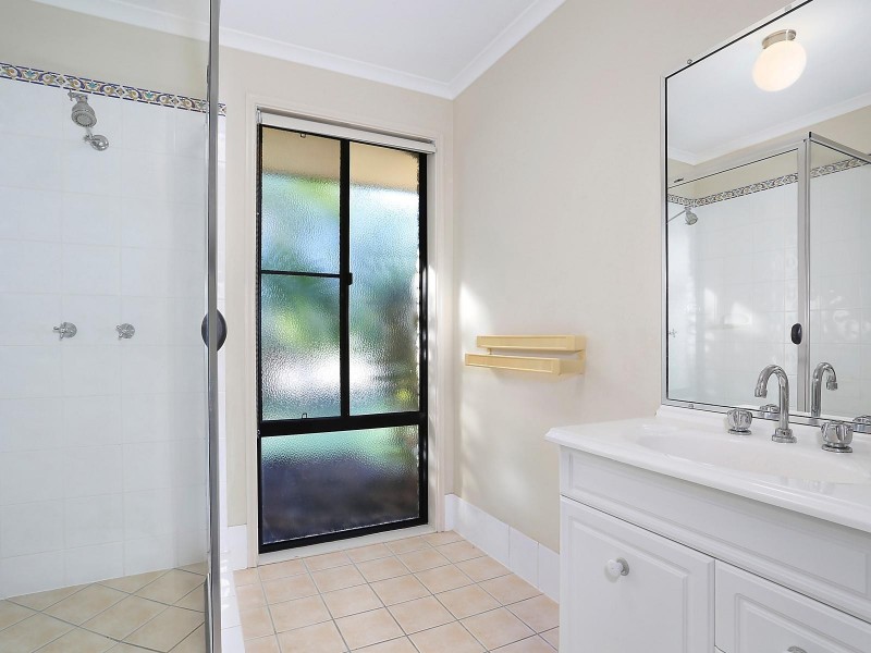 21 Dayspring Street, Sunrise Beach QLD 4567