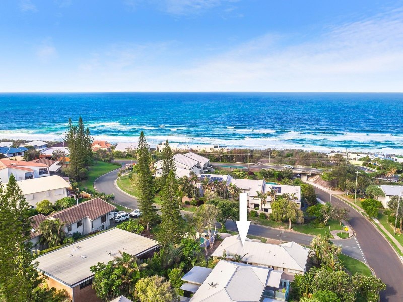 2/8 Orealla Crescent, Sunrise Beach QLD 4567