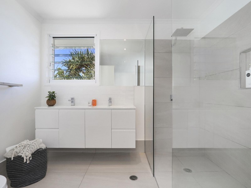 15 Gouldian Court, Peregian Beach QLD 4573