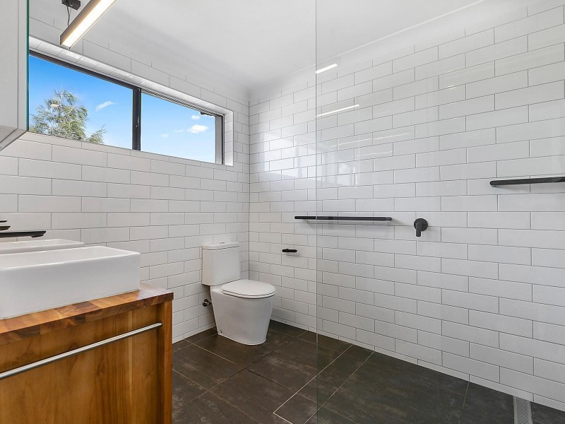 4/4 Berrima Row, Noosa Heads QLD 4567
