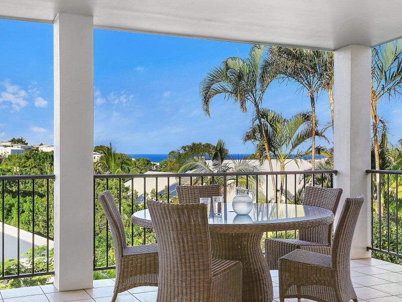 2/62 Southern Cross Parade, Sunrise Beach QLD 4567