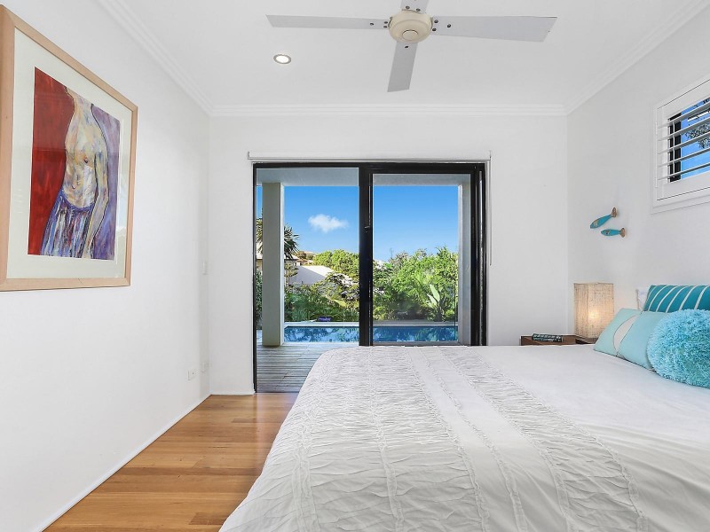 2/62 Southern Cross Parade, Sunrise Beach QLD 4567