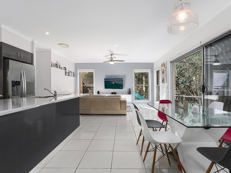 11 Spinnaker Street, Tewantin QLD 4565