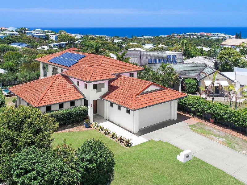 56 Southern Cross Parade, Sunrise Beach QLD 4567