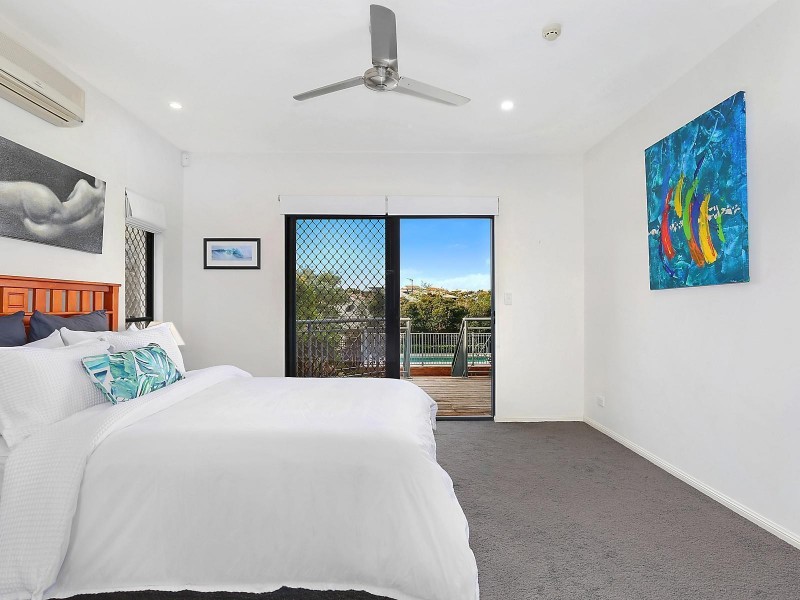 56 Southern Cross Parade, Sunrise Beach QLD 4567