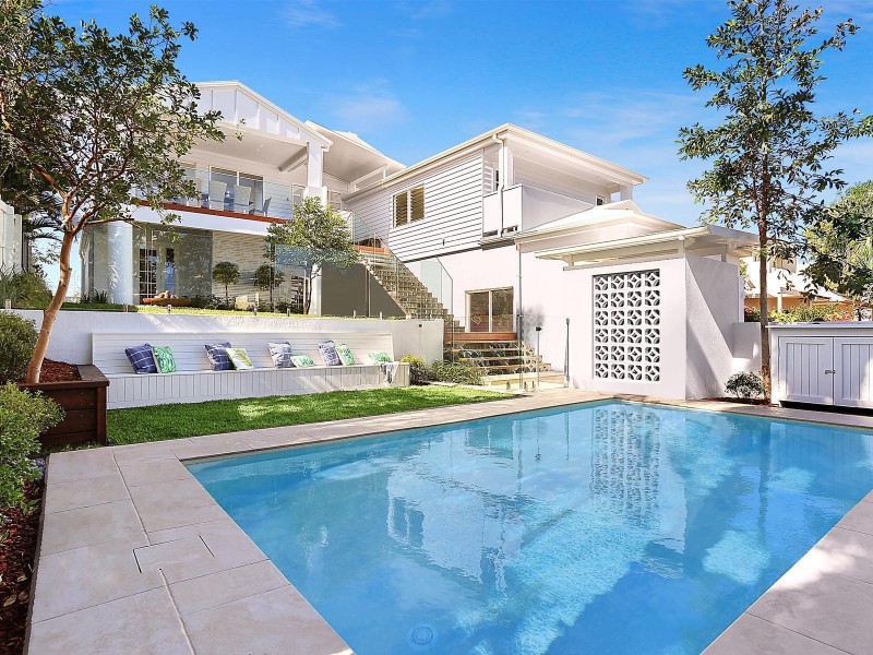 16 Corsair Crescent, Sunrise Beach QLD 4567