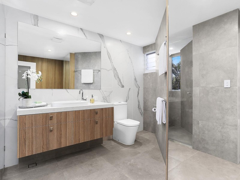 16 Corsair Crescent, Sunrise Beach QLD 4567