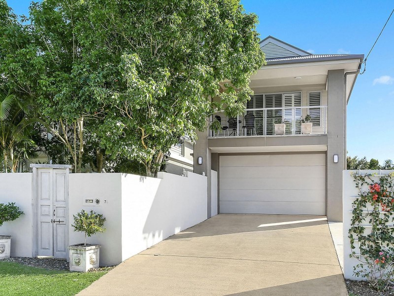 74 Moorindil Street, Tewantin QLD 4565