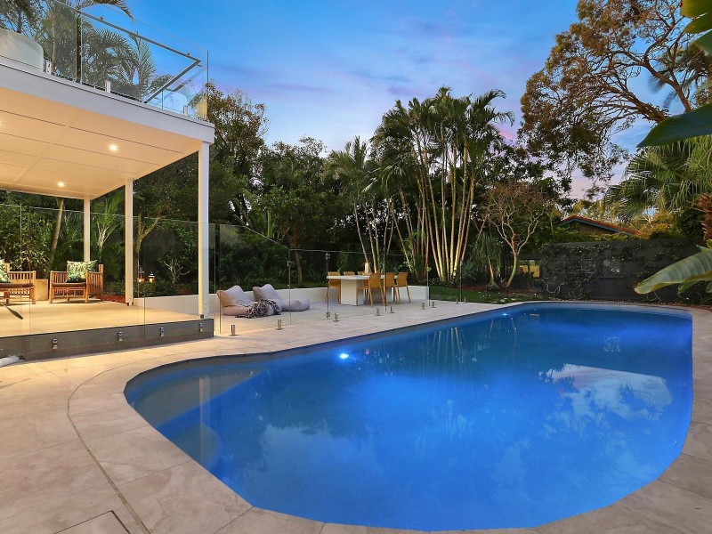 6 Weyba Street, Sunshine Beach QLD 4567