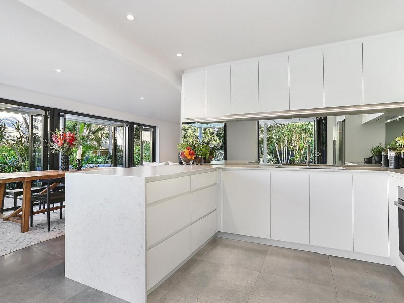 6 Weyba Street, Sunshine Beach QLD 4567