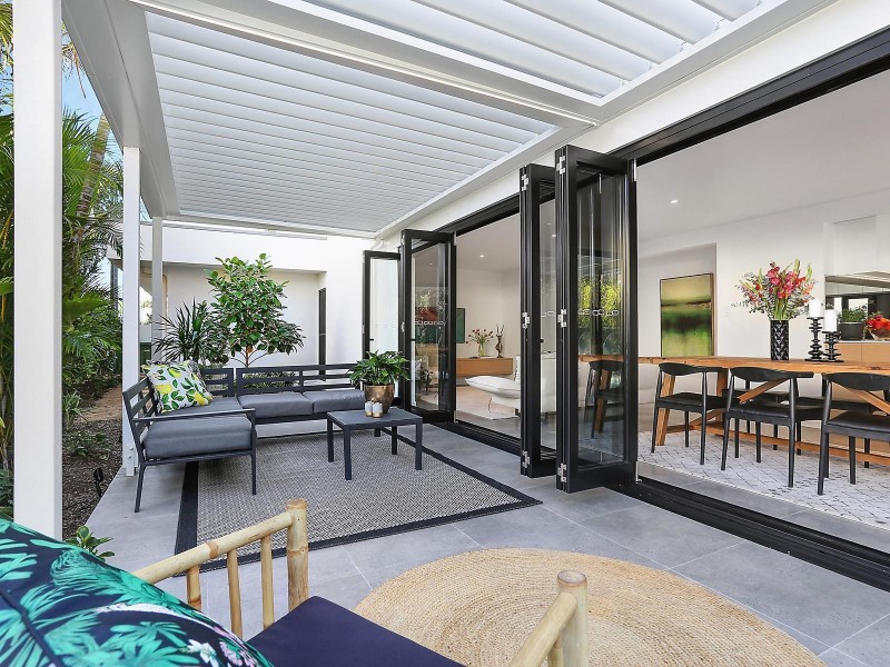 6 Weyba Street, Sunshine Beach QLD 4567