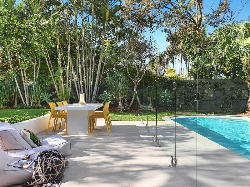 6 Weyba Street, Sunshine Beach QLD 4567