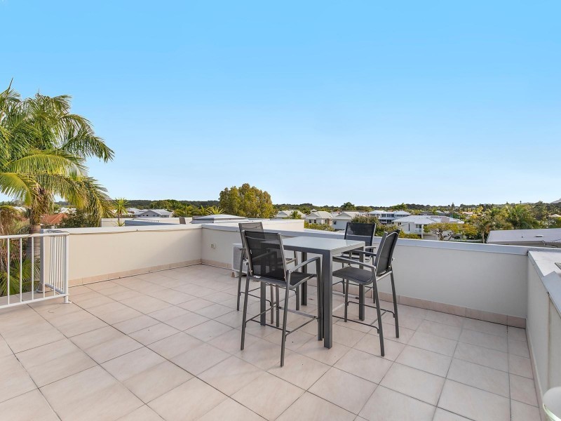 2/16 Sunseeker Close, Noosa Waters QLD 4566