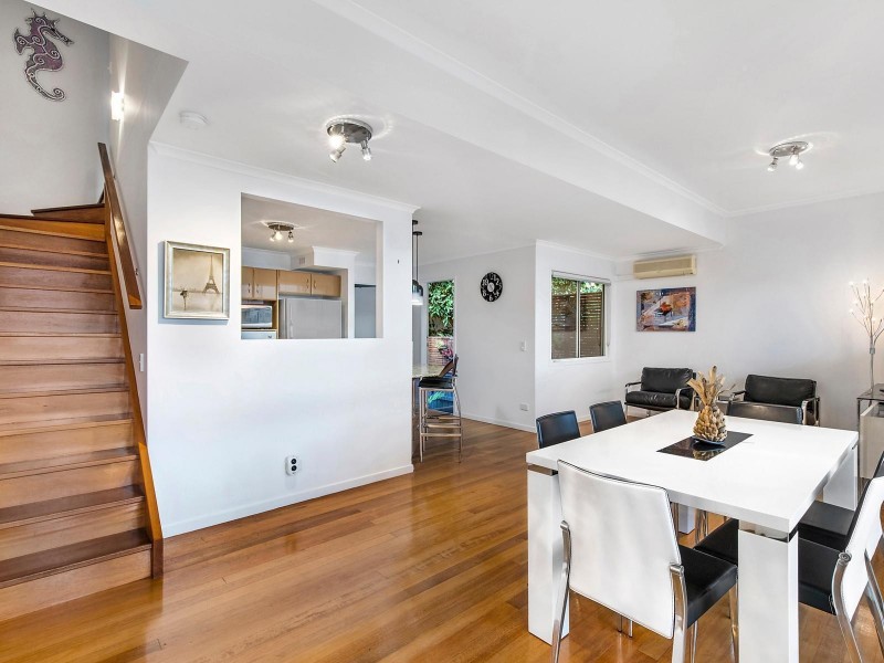 2/16 Sunseeker Close, Noosa Waters QLD 4566