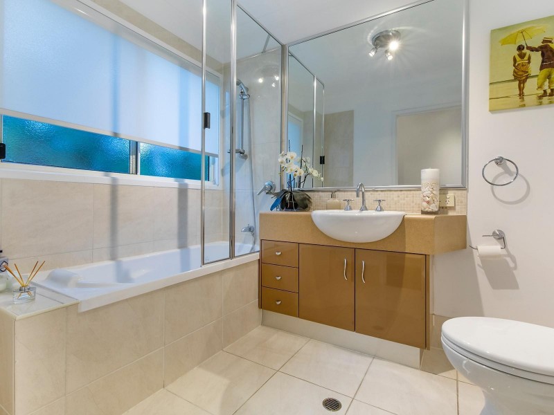 2/16 Sunseeker Close, Noosa Waters QLD 4566