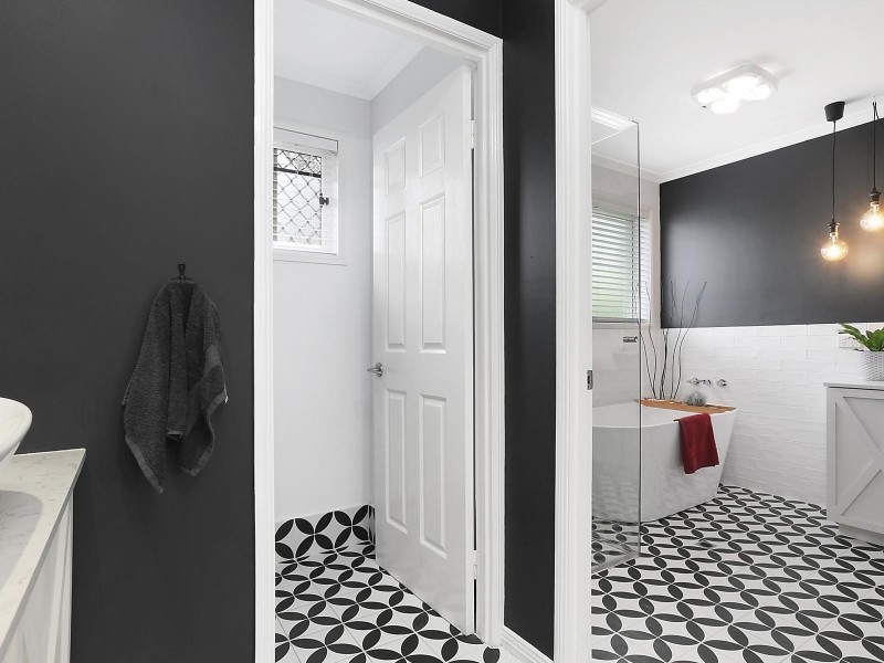 40 Seacove Court, Noosa Waters QLD 4566