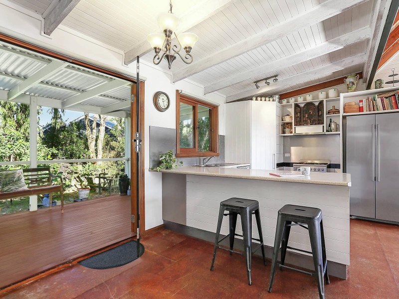 5 Victory Crescent, Sunrise Beach QLD 4567