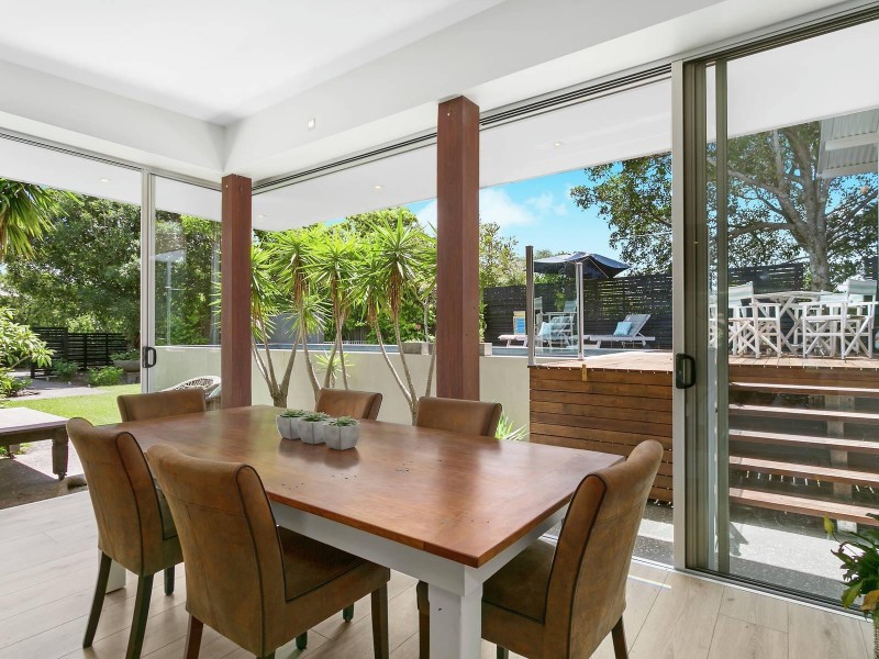 13 Commodore Court, Sunrise Beach QLD 4567