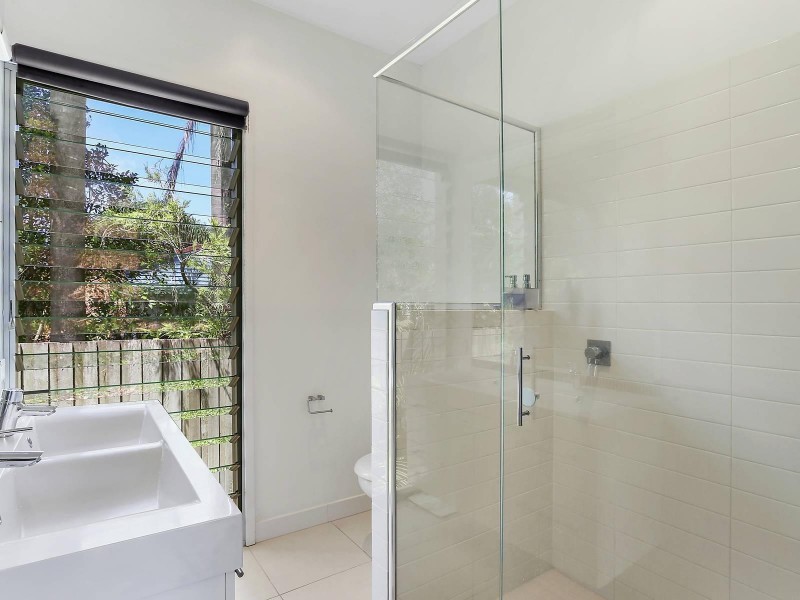 13 Commodore Court, Sunrise Beach QLD 4567