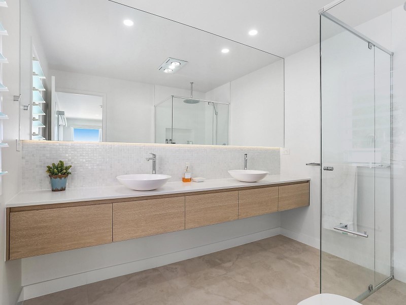 38 Orient Drive, Sunrise Beach QLD 4567