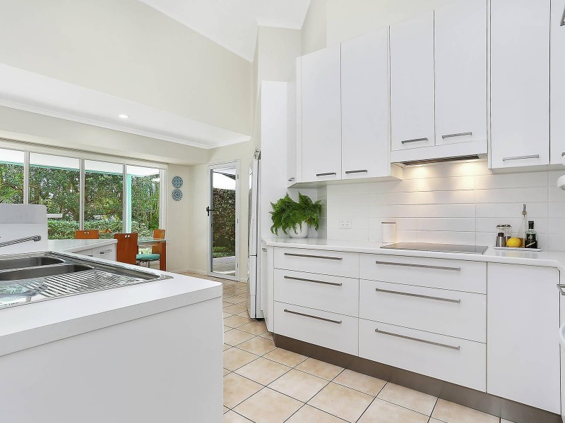 16 Tangmere Court, Noosa Heads QLD 4567