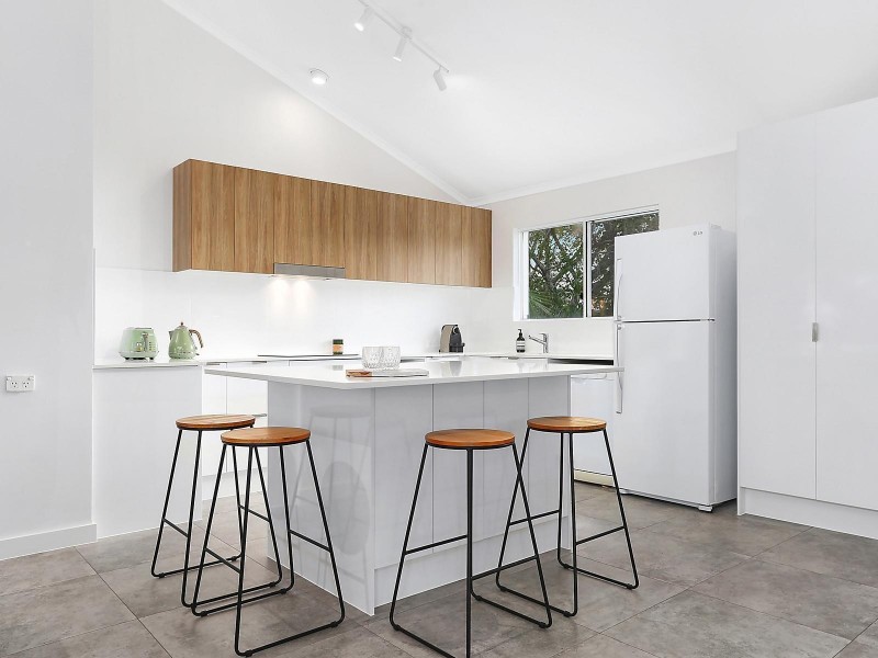 1/53 Southern Cross Parade, Sunrise Beach QLD 4567