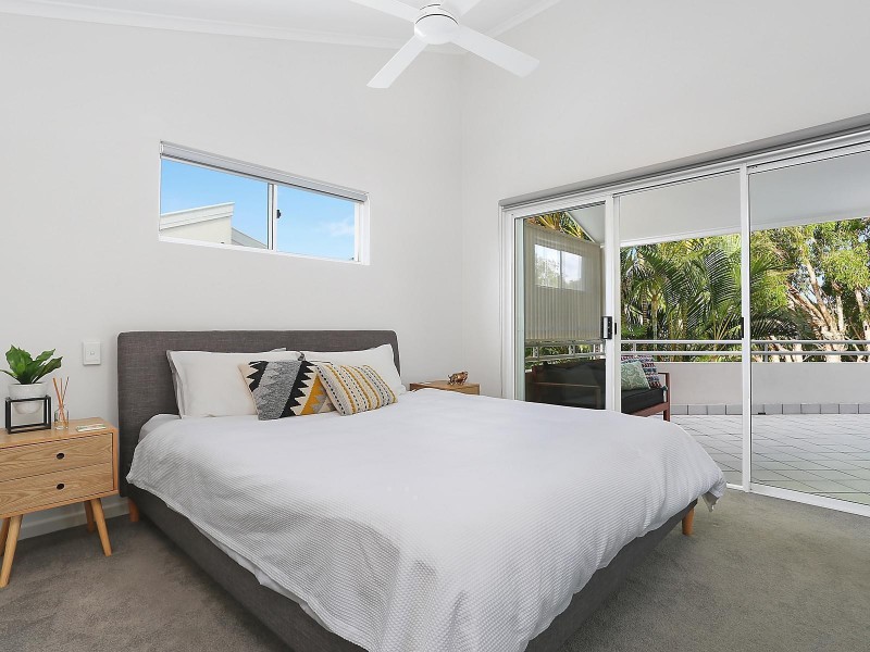 1/53 Southern Cross Parade, Sunrise Beach QLD 4567