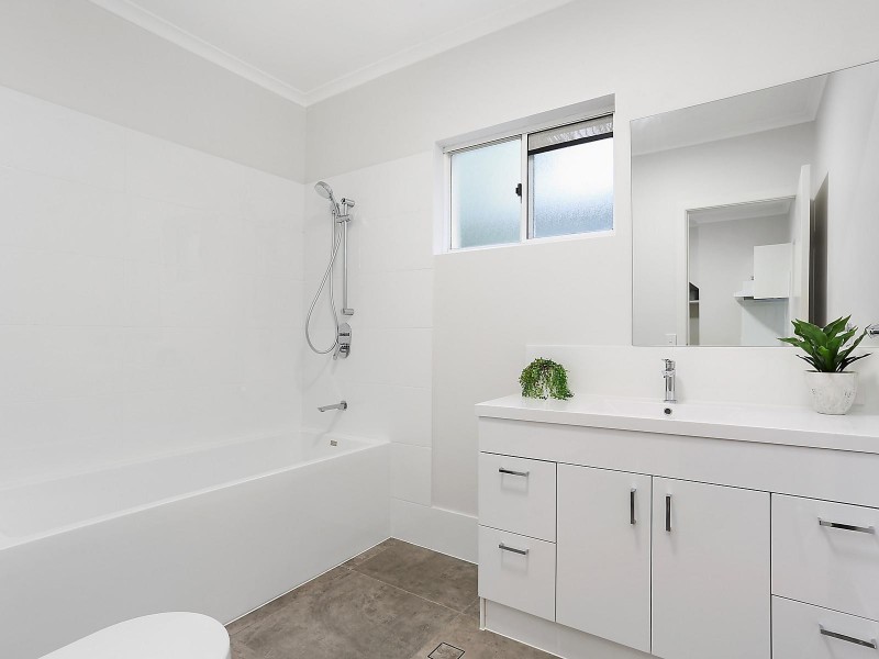 1/53 Southern Cross Parade, Sunrise Beach QLD 4567