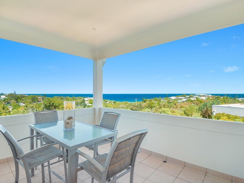 16 Captains Court, Sunrise Beach QLD 4567
