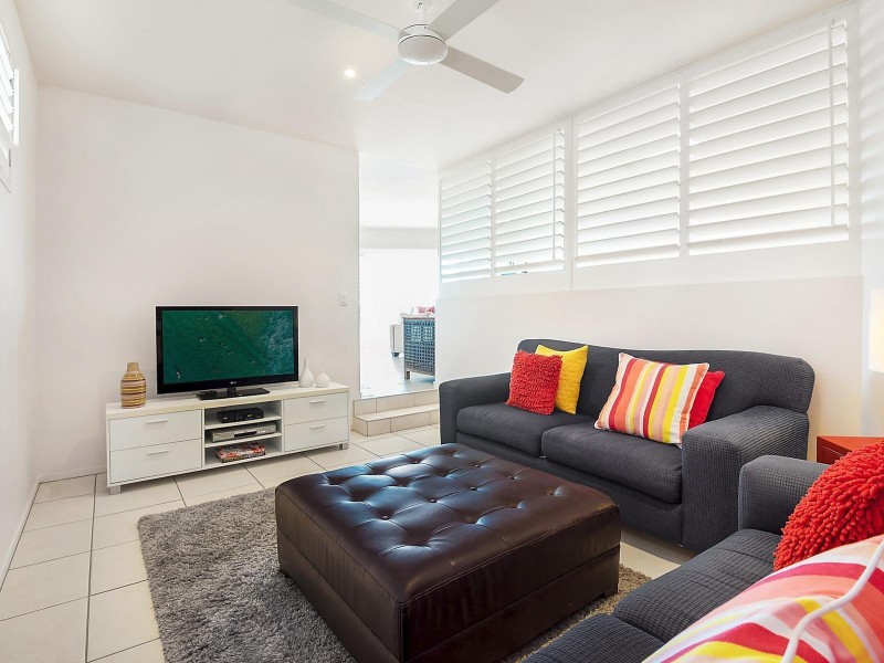 16 Captains Court, Sunrise Beach QLD 4567
