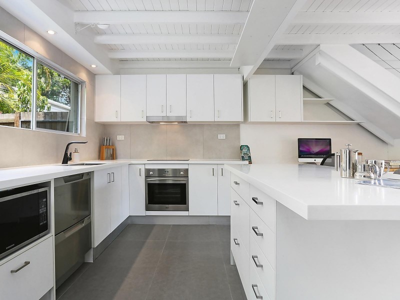 2/25 Coral Tree Avenue, Noosa Heads QLD 4567