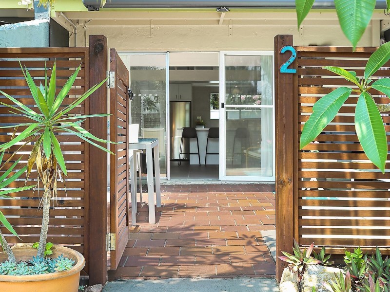 2/25 Coral Tree Avenue, Noosa Heads QLD 4567