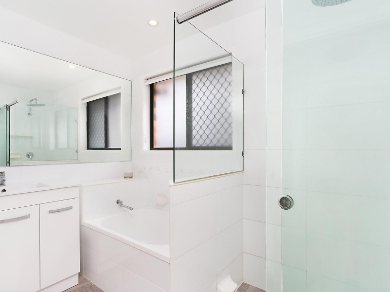 23 Newfield Street, Sunrise Beach QLD 4567