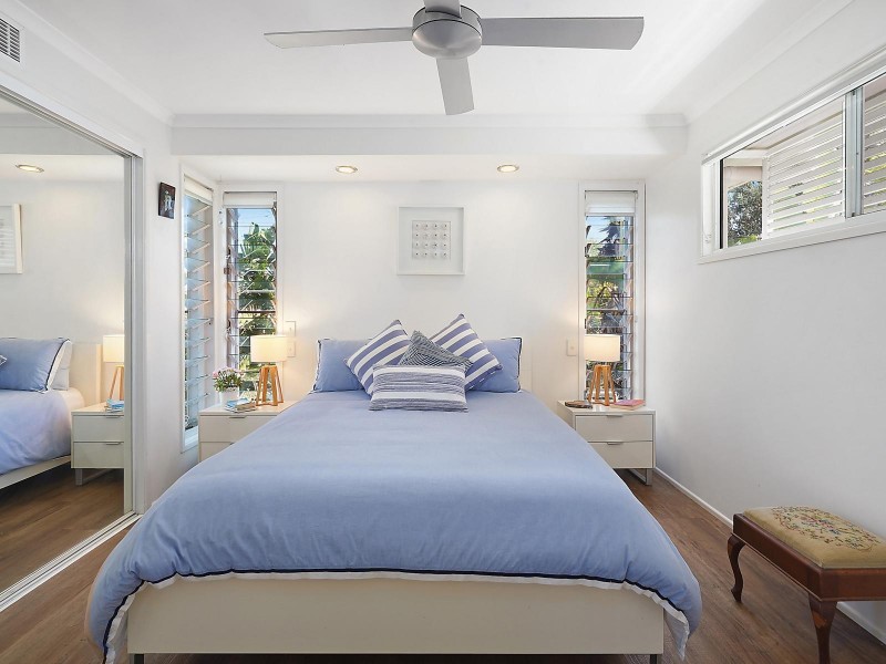 1/8 Orealla Crescent, Sunrise Beach QLD 4567