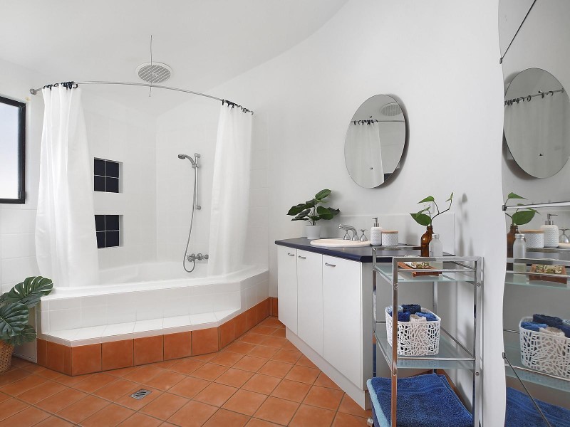 18 Buchanan Crescent, Tewantin QLD 4565