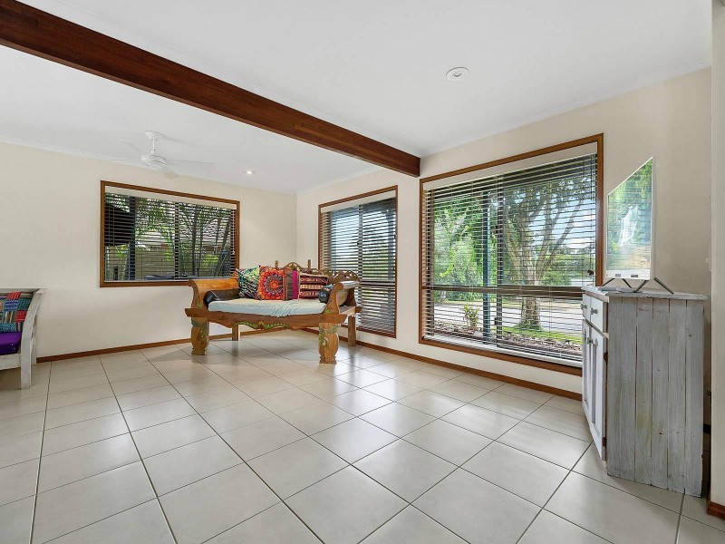 18 Outlook Drive, Tewantin QLD 4565