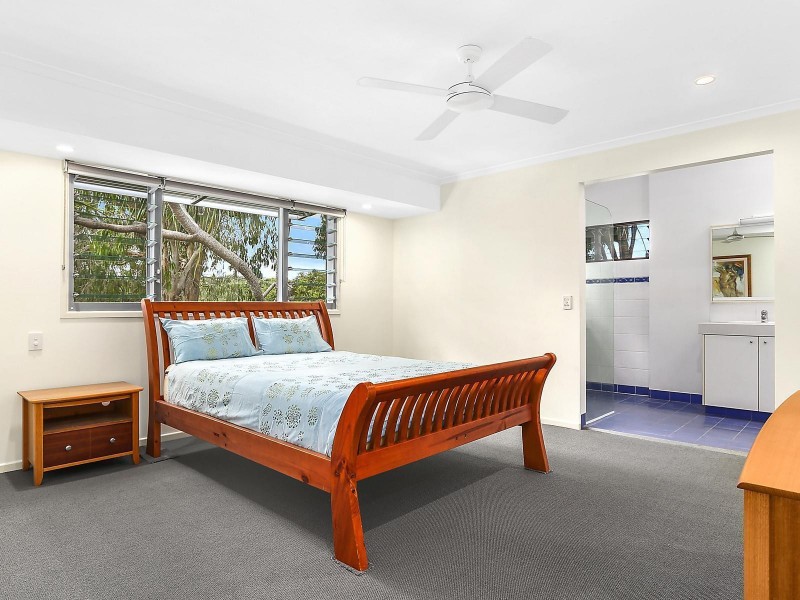 5 Freedom Place, Sunrise Beach QLD 4567