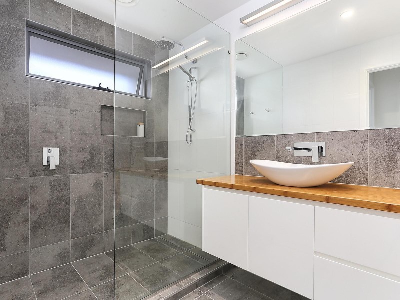 16 Columbia Drive, Sunrise Beach QLD 4567