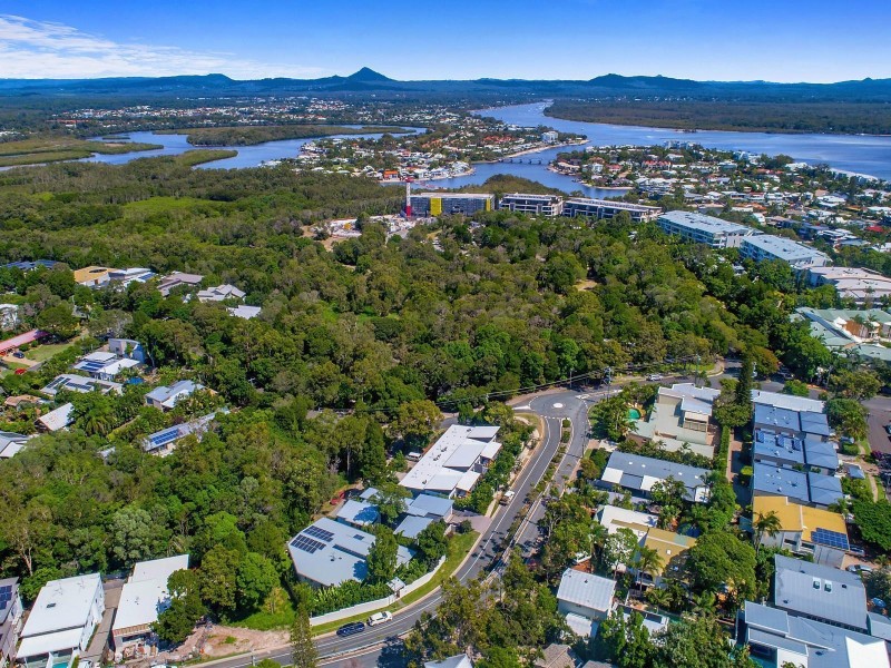 27 Grant Street, Noosa Heads QLD 4567