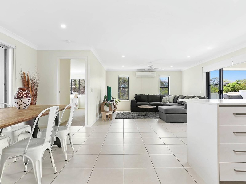 35 Brushbox Way, Peregian Springs QLD 4573