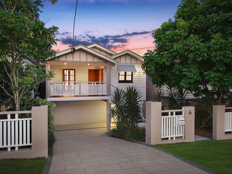 6 Bank Street, Windsor QLD 4030