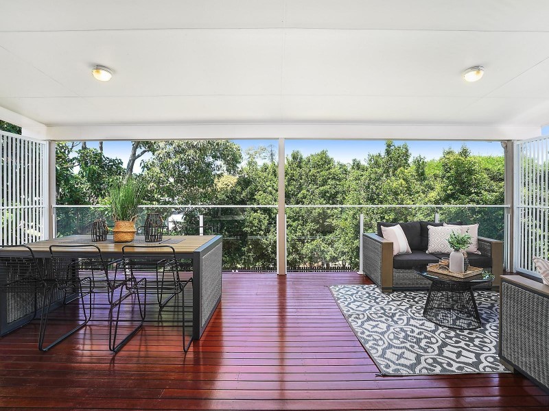 6 Bank Street, Windsor QLD 4030