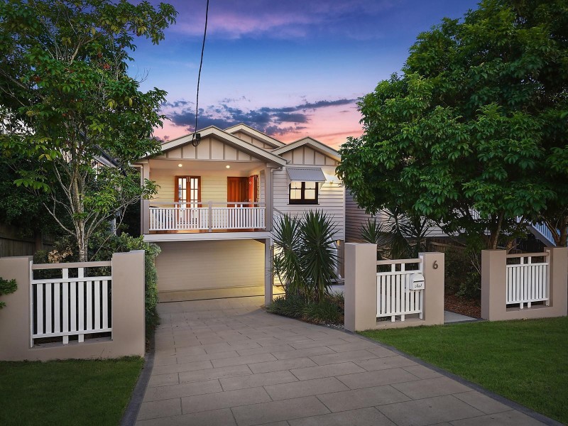 6 Bank Street, Windsor QLD 4030