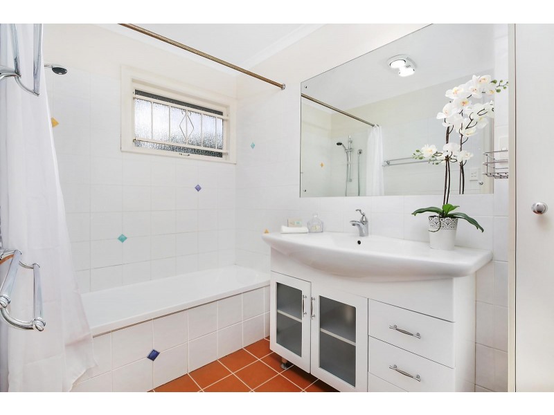 43 Ormonde Road, Yeronga QLD 4104