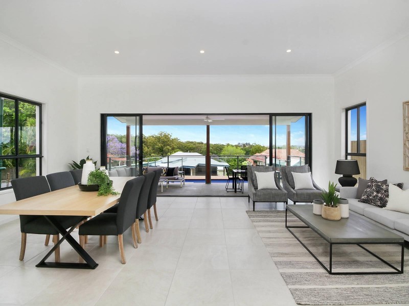 99 Effingham Street, Tarragindi QLD 4121