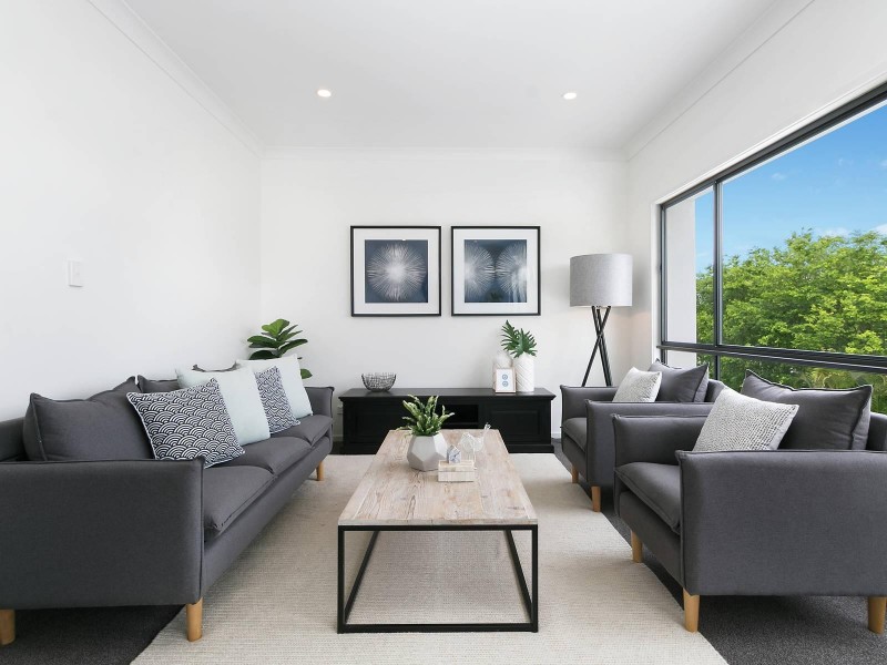 99 Effingham Street, Tarragindi QLD 4121